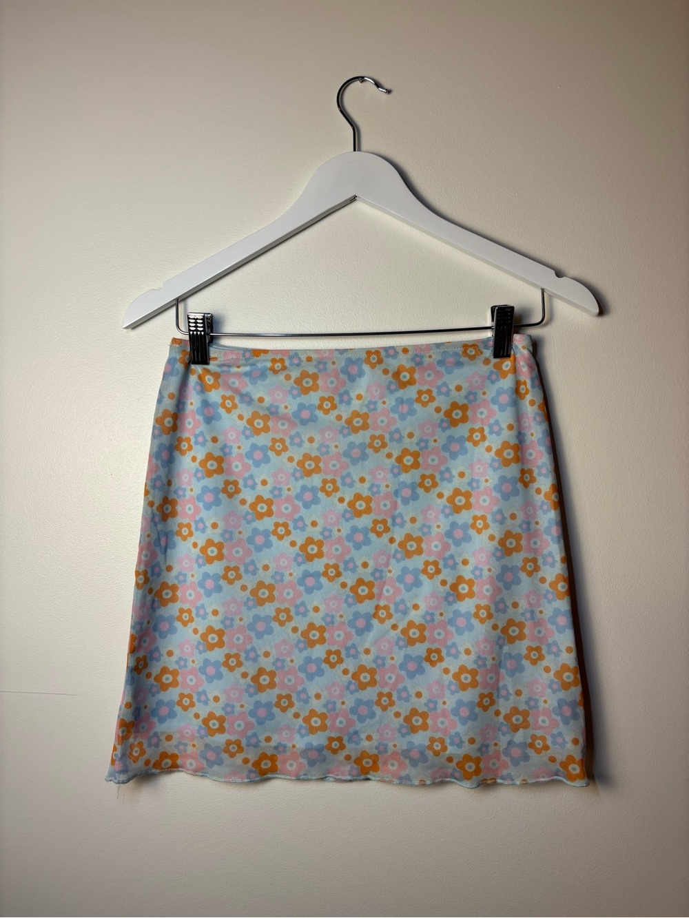 Princess Polly Pastel Blue Floral Mini Skirt with Yellow & Pink Blossoms, size 6
